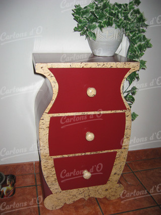 Commode Carton Rouge